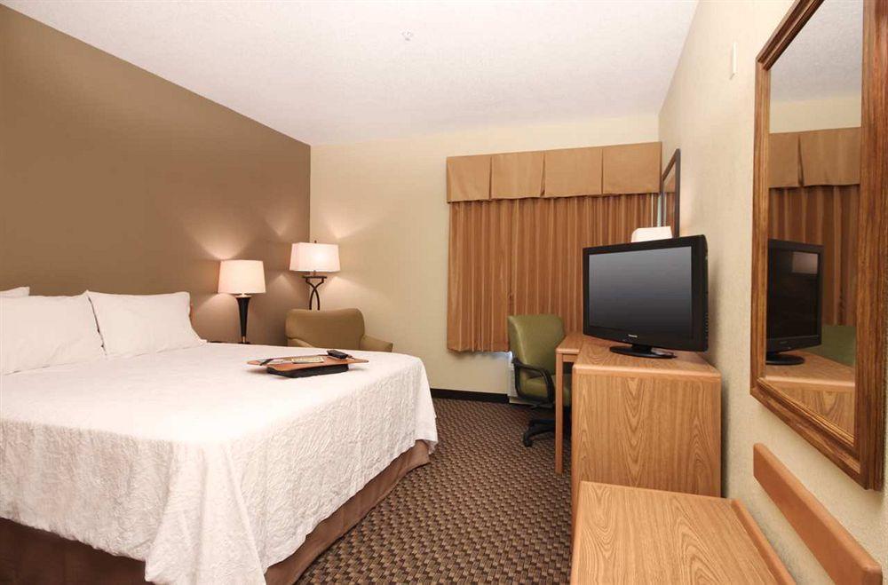 Hampton Inn Binghamton/Johnson City Room photo